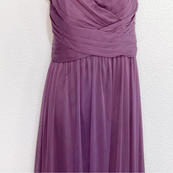 David’s Bridal Woman Plum Bridesmaids Dress Size 6 - Picture 3 of 13